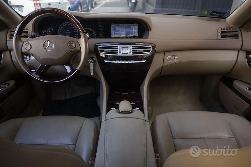 Usata Mercedes CL500 388 CV (285 kW) 2007 Blu scuro Coupé