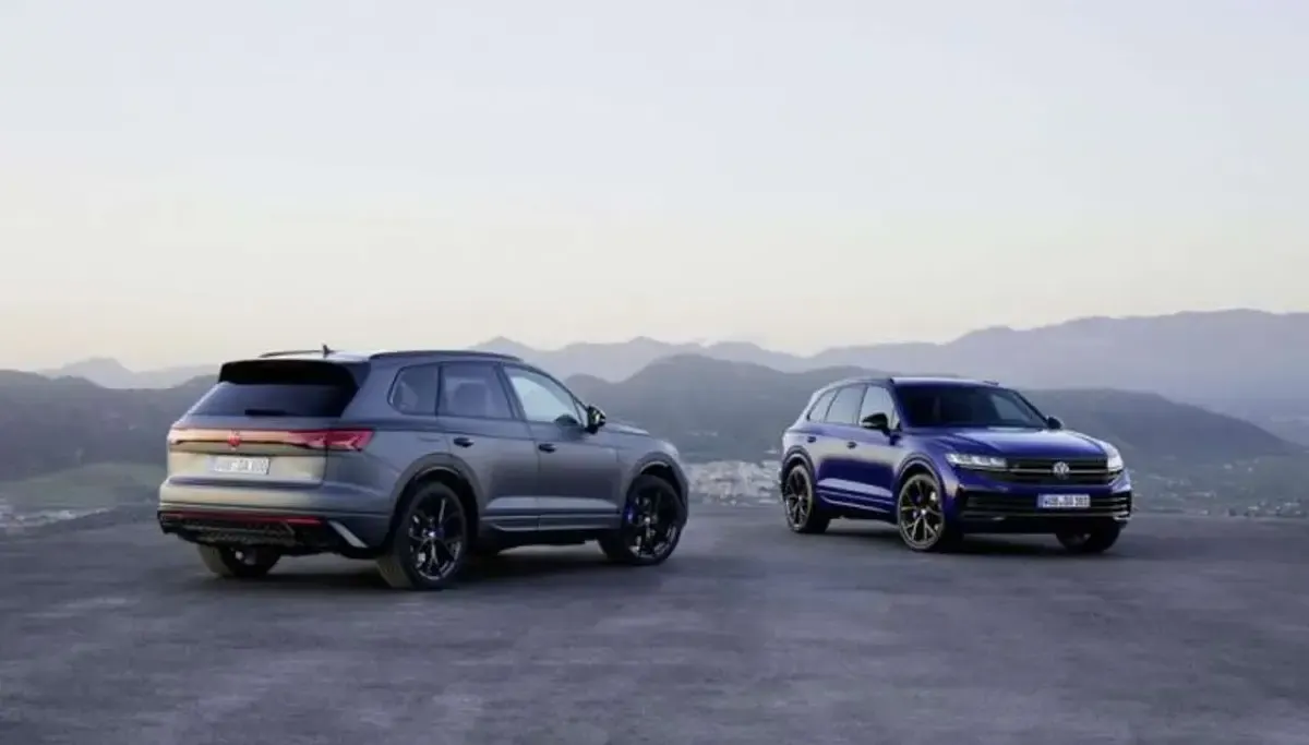 Nuova VW Touareg Elegance 381 CV (280 kW) 2026 Argento SUV