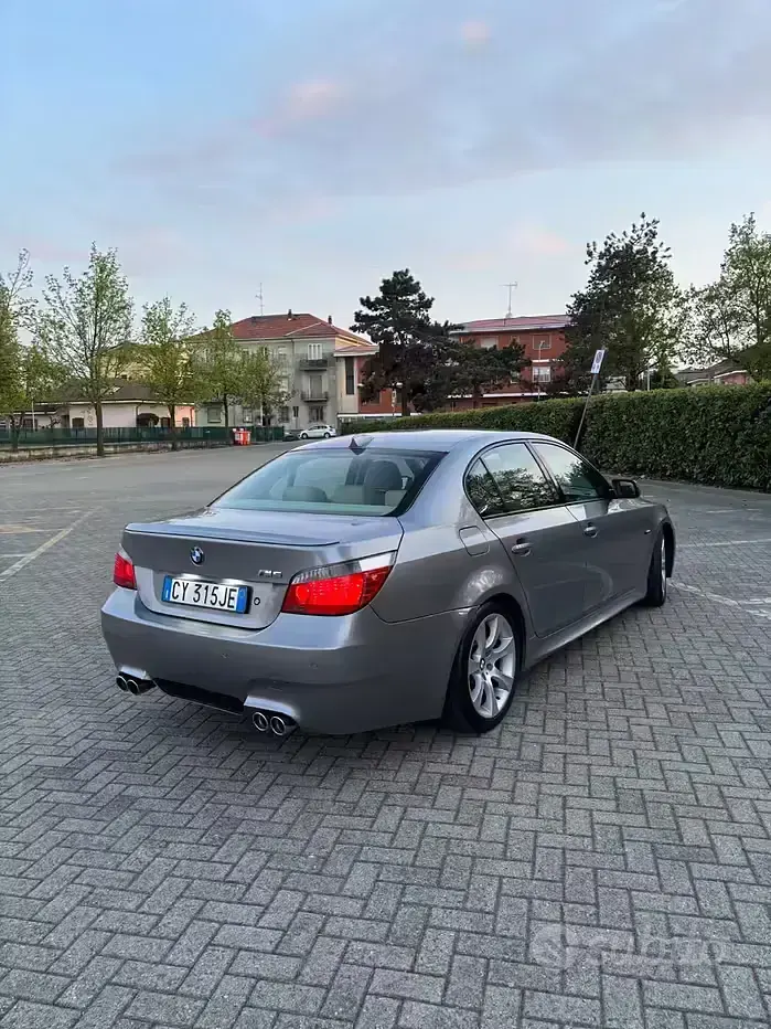 Usata BMW 535 272 CV (200 kW) 2006 Grigio Berlina