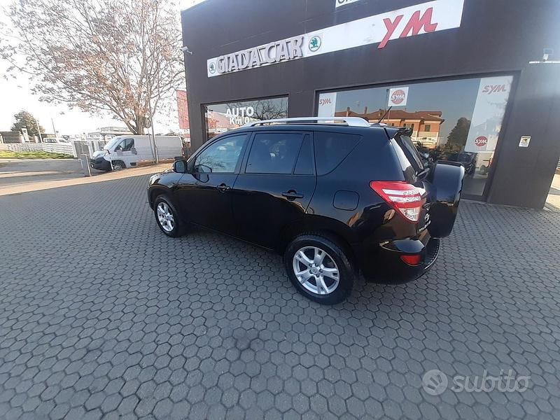 Usata Toyota RAV4 Luxury 150 CV (110 kW) 2009 Nero SUV