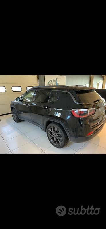 Usata Jeep Compass 140 CV (102 kW) 2020 Nero SUV