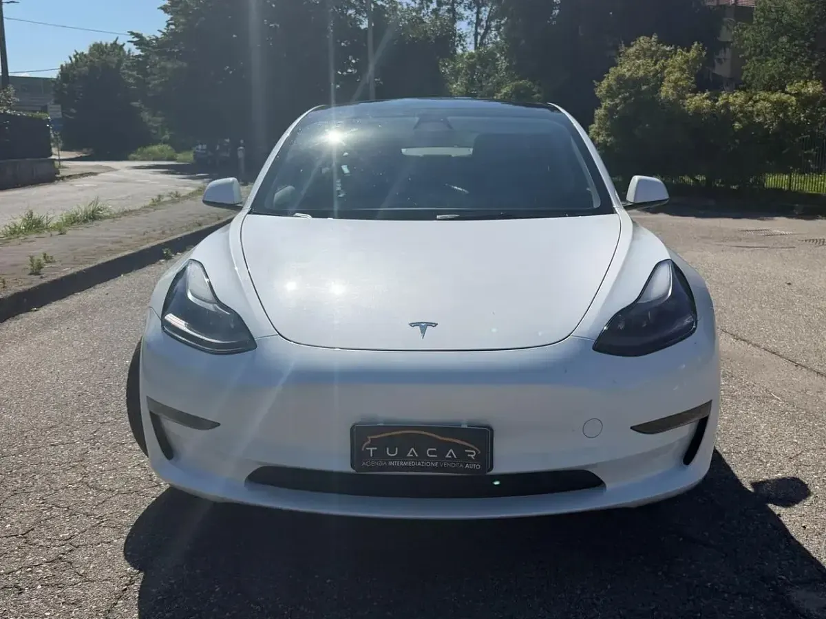 Usata Tesla Model 3 361 kW (491 CV) 2021 Bianco Berlina