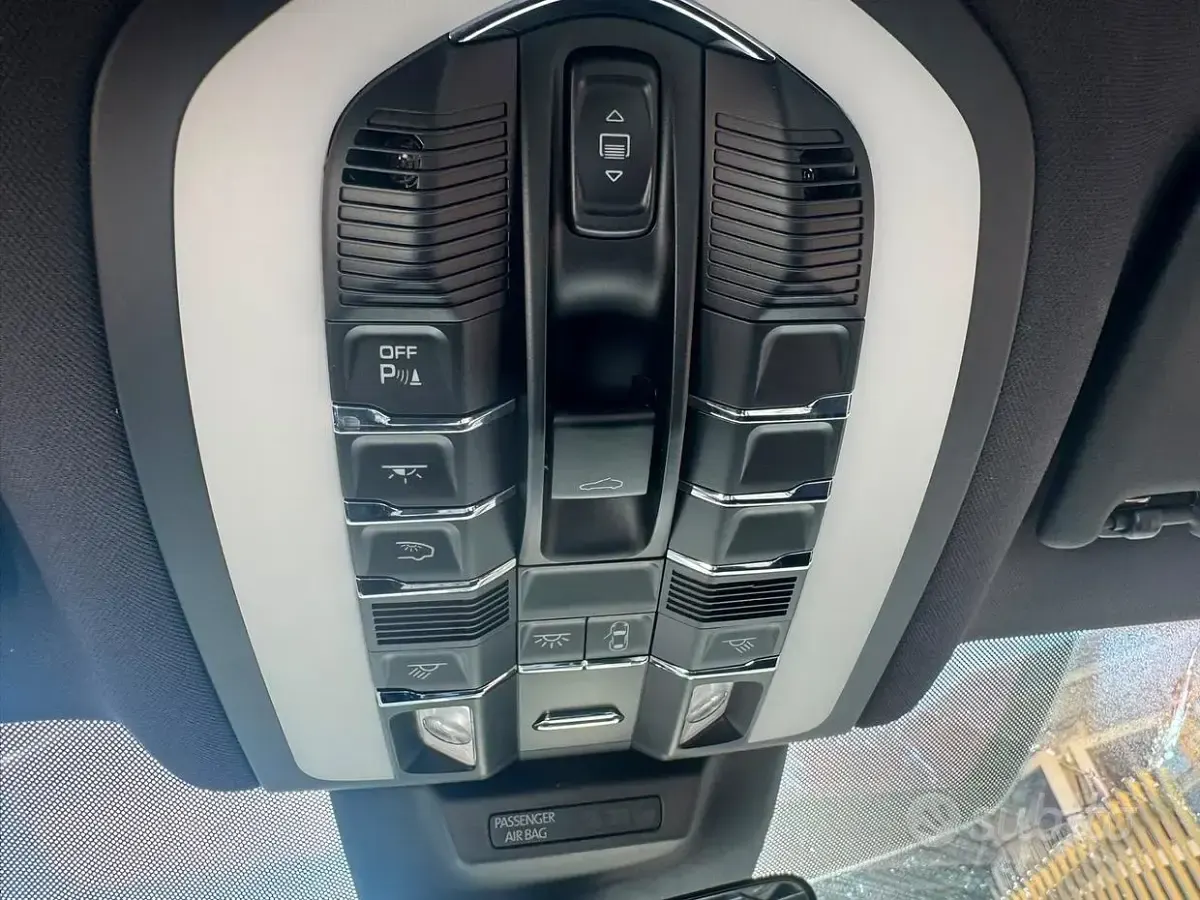 Usata Porsche Macan 265 CV (194 kW) 2022 Nero SUV