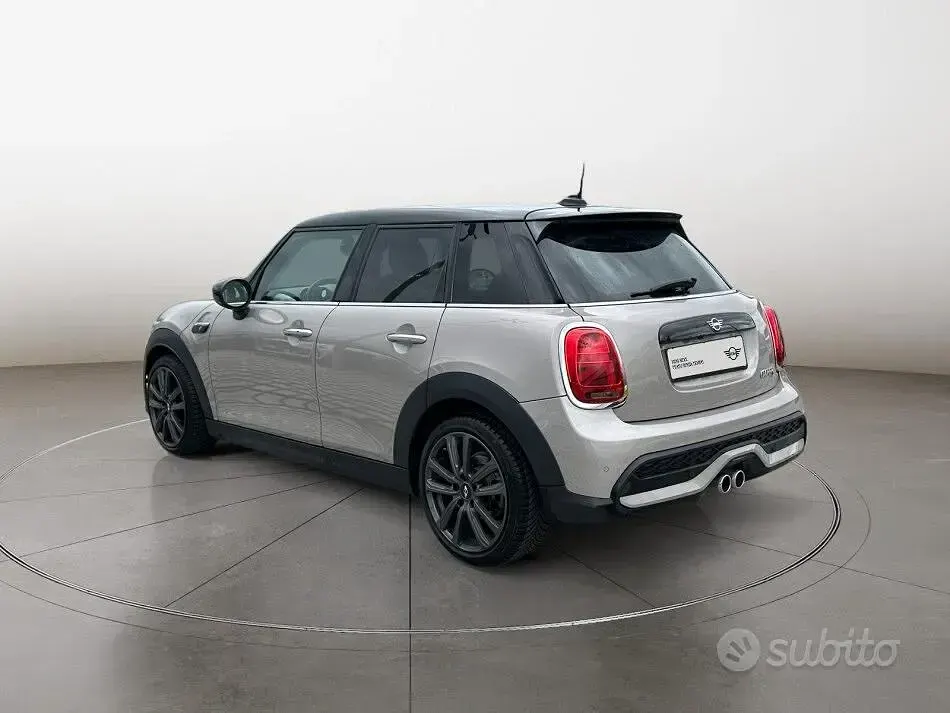 Usata Mini Cooper S Classic 178 CV (130 kW) 2024 Utilitaria