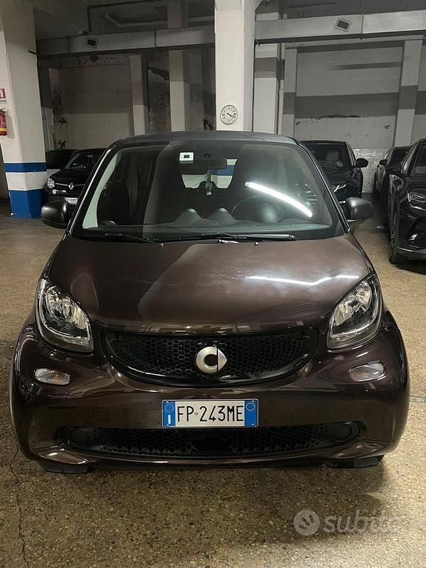 Usata Smart ForTwo Electric Drive 60 kW (82 CV) 2018 Marrone Coupé