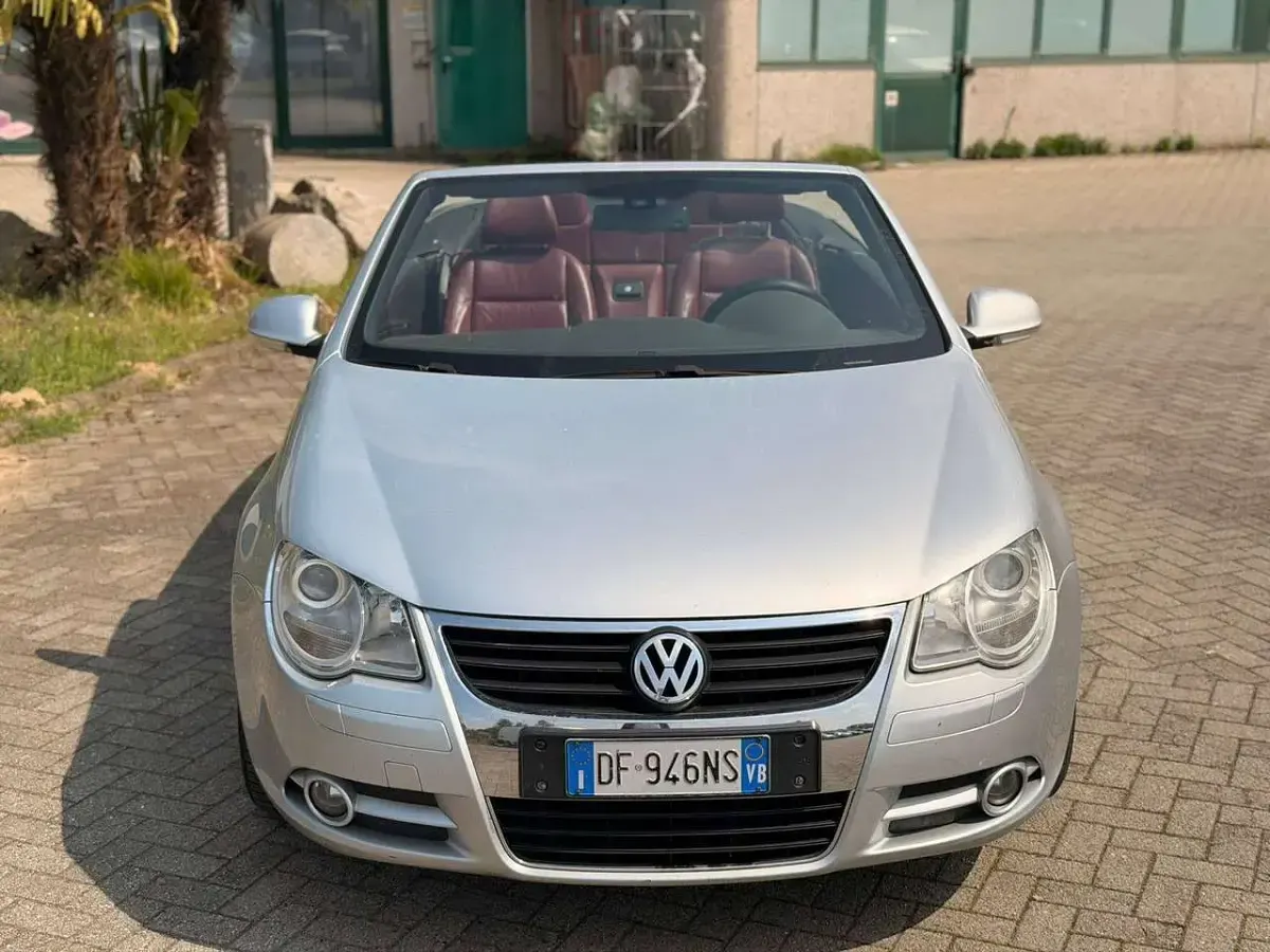 Usata VW Eos 200 CV (147 kW) 2006 Argento Cabrio