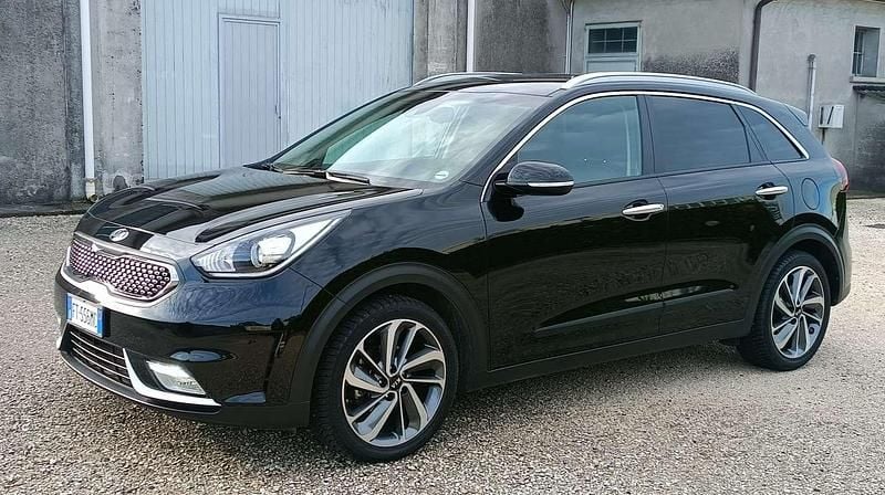Usata Kia Niro Style 105 CV (77 kW) 2019 Nero SUV