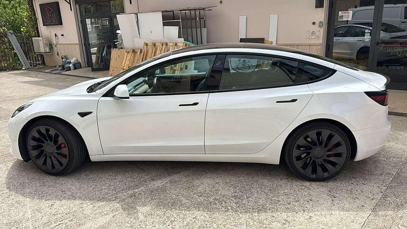 Occasion Tesla Model 3 155 kW (211 ch) 2022 Blanc Berline