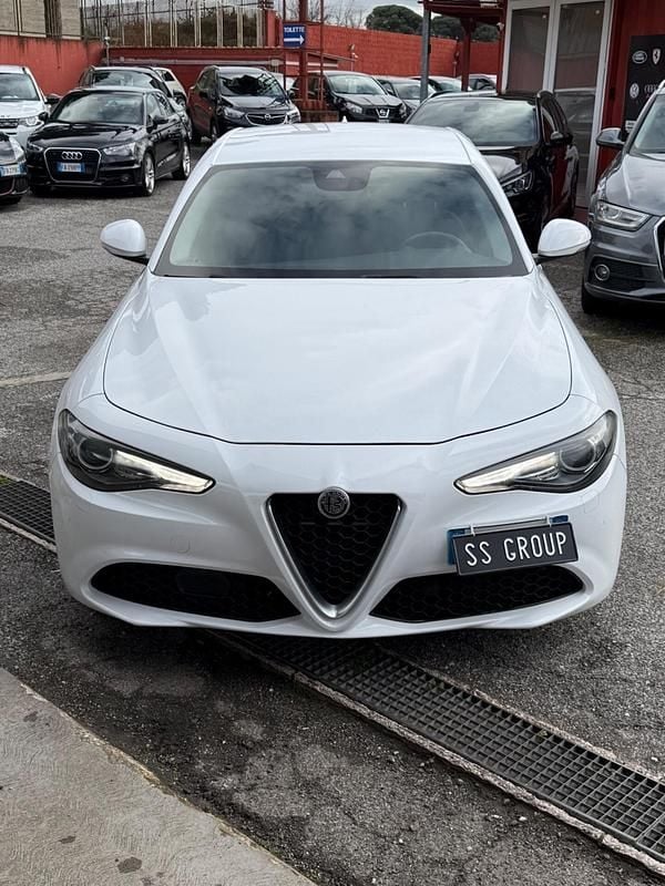 Usata Alfa Romeo Giulia Veloce 180 CV (132 kW) 2018 Bianco Berlina