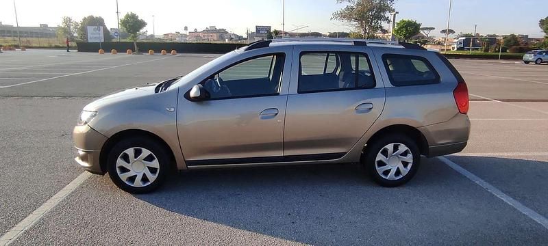 Usata Dacia Logan MCV Lauréate 75 CV (55 kW) 2014 Station wagon