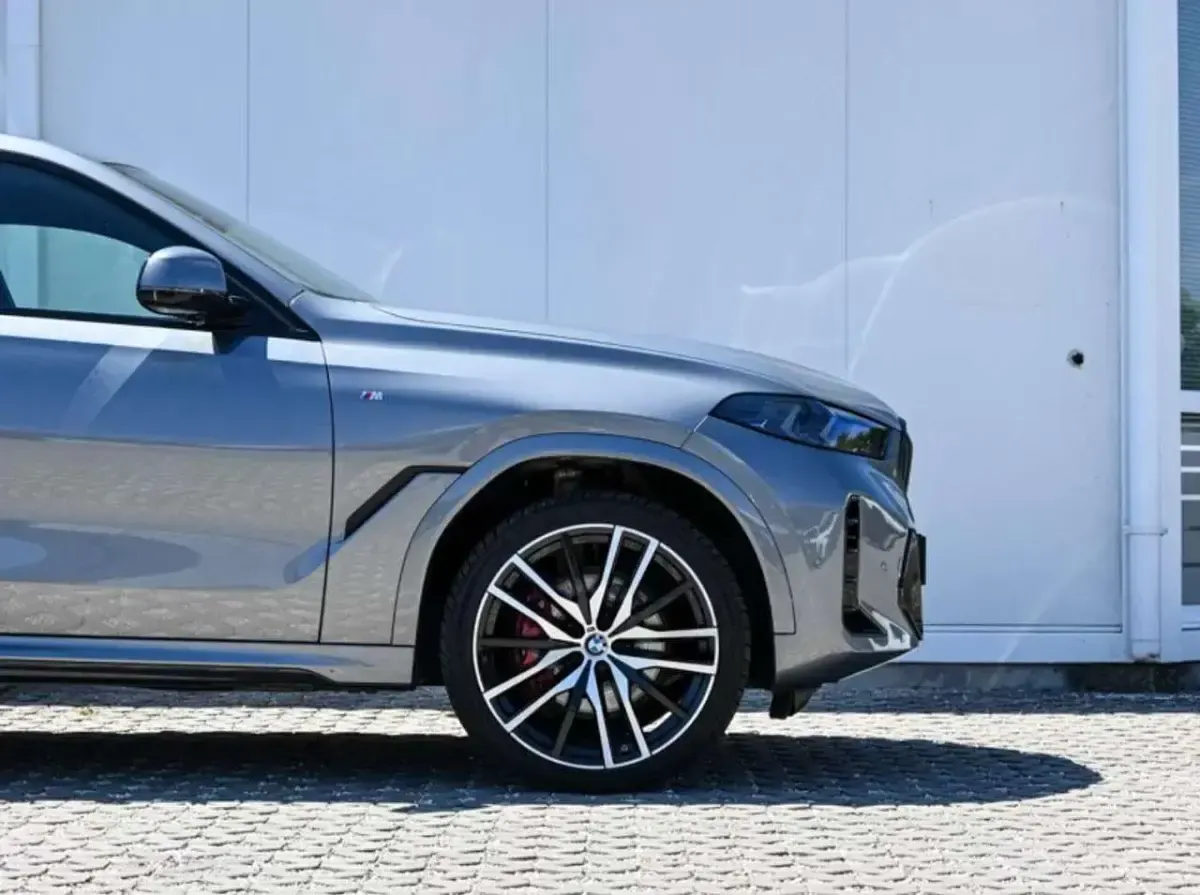 Usata BMW X6 M Sport 298 CV (219 kW) 2025 Grigio SUV