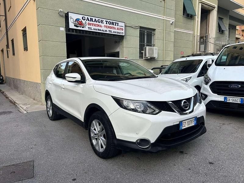 Bianco Usata 2015 Nissan Qashqai Tekna SUV | 10.800 € (Ottimo prezzo) - Immagine 1/4