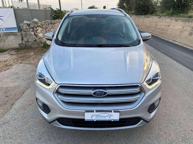 Usata Ford Kuga Business Edition 120 CV (88 kW) 2019 Argento SUV
