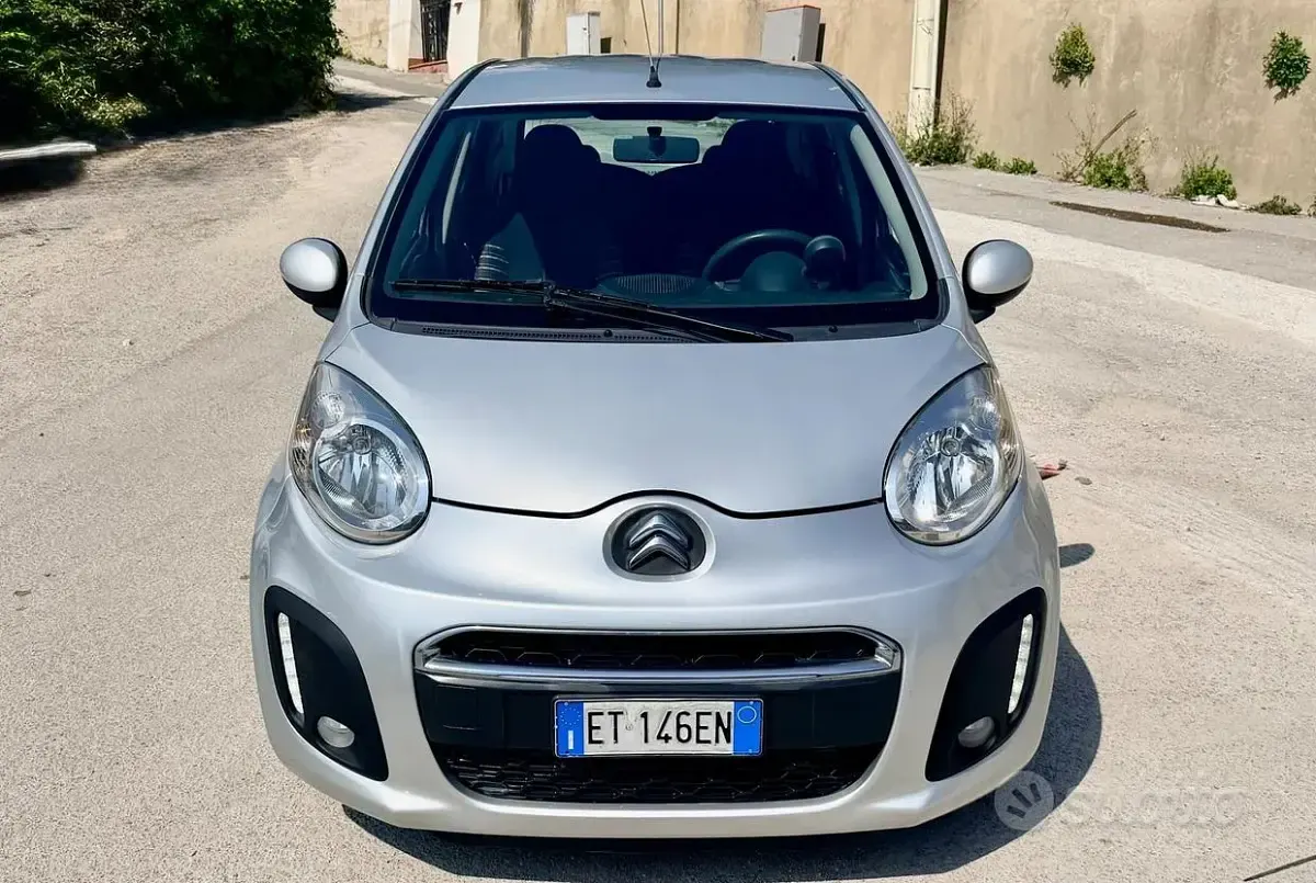 Gebraucht Citroën C1 Feel 69 PS (50 kW) 2014 Grau Kleinwagen