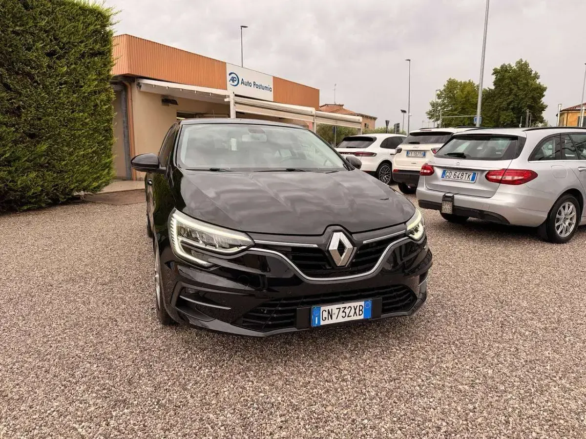 Usata Renault Mégane GrandTour Equilibre 116 CV (85 kW) 2023 Nero Station wagon