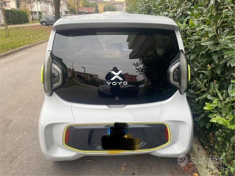 Usata XEV Yoyo 7 kW (10 CV) 2022 Bianco Utilitaria
