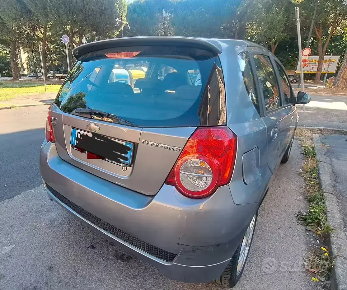 Usata Chevrolet Aveo 84 CV (61 kW) 2009 Grigio Berlina
