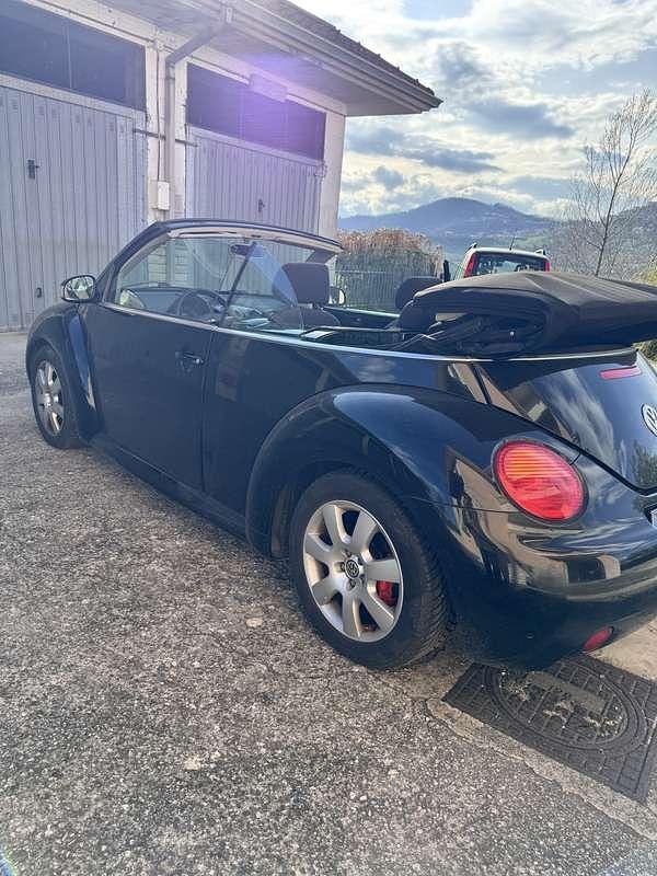 Begagnad VW New Beetle 101 HK (74 kW) 2003 Halvkombi