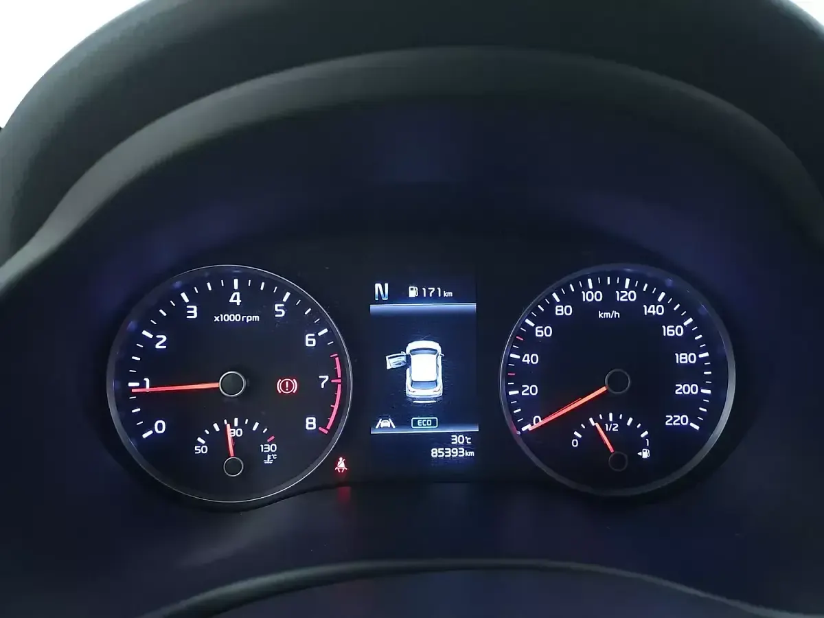 Usata Kia Stonic Style 100 CV (73 kW) 2022 Grigiogrigio SUV