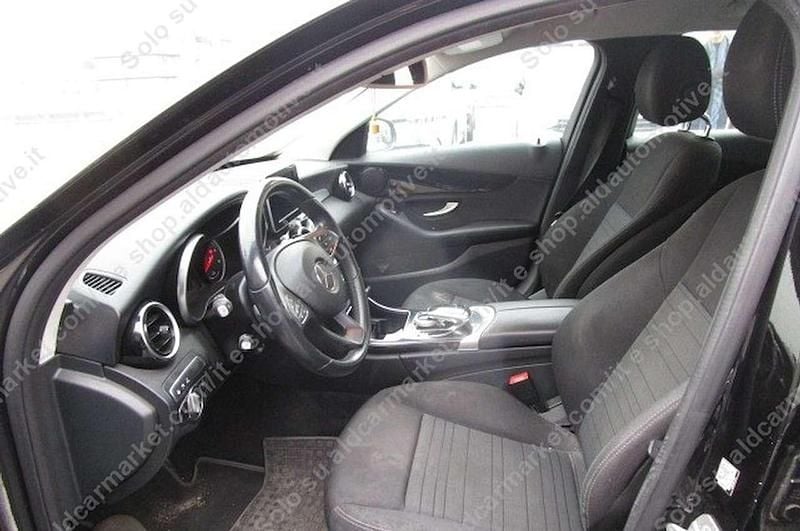 Usata Mercedes C300e 204 CV (150 kW) 2018 Other Station wagon