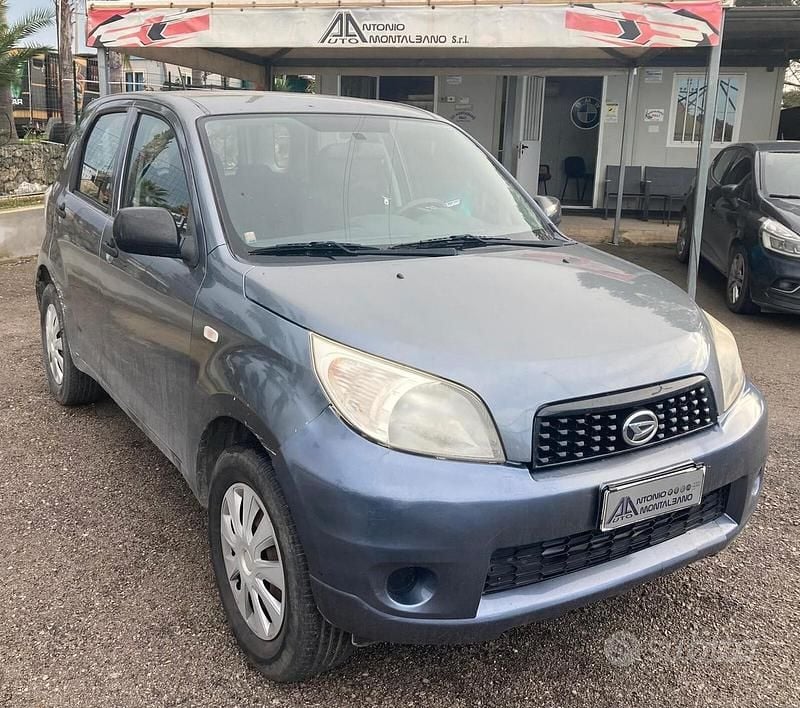 Usata Daihatsu Terios 85 CV (62 kW) 2011 Grigio SUV
