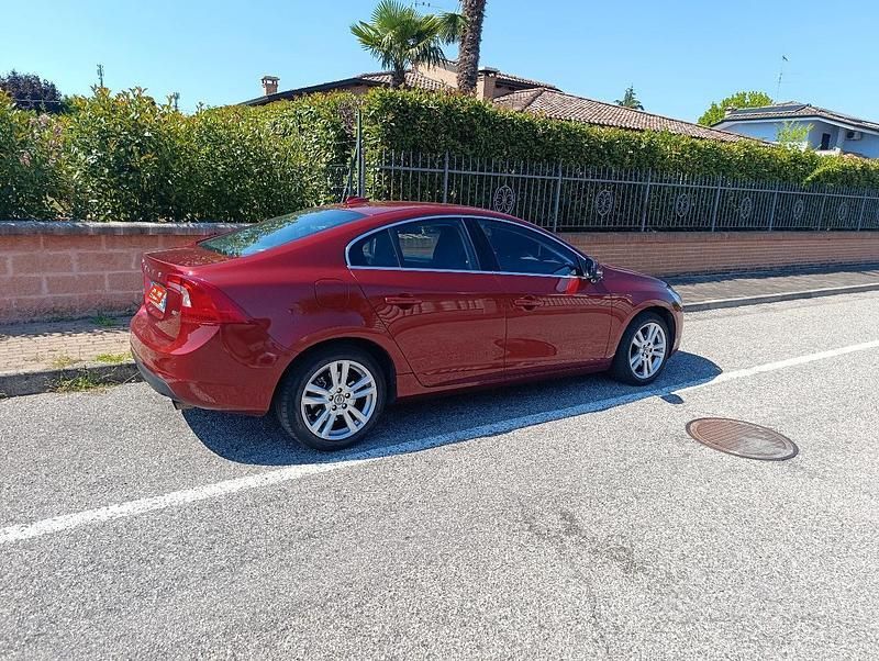 Usata Volvo S60 Kinetic 203 CV (149 kW) 2010 Berlina