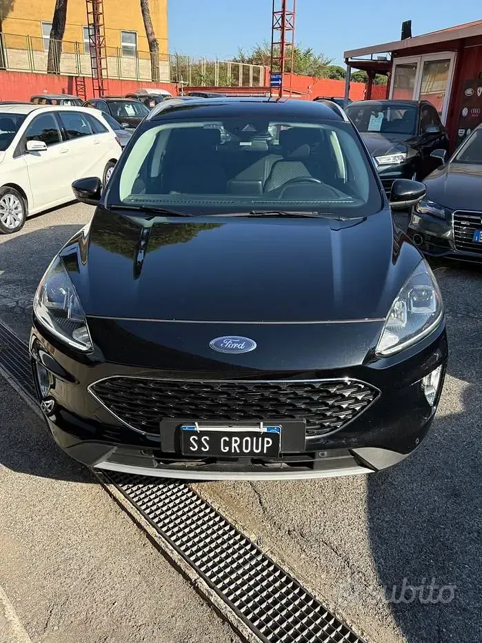 Usata Ford Kuga Titanium X 120 CV (88 kW) 2021 Nero SUV