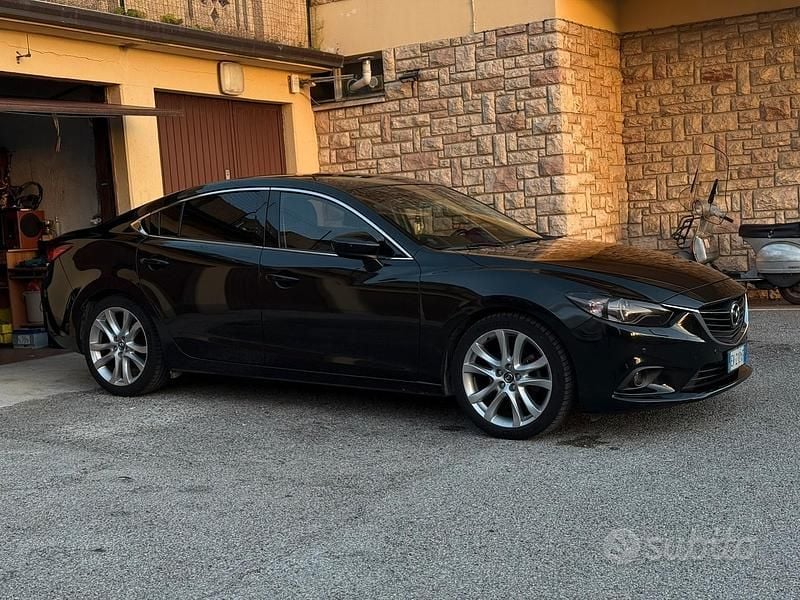 Nero Usata 2014 Mazda 6 Exceed Tre volumi | 6000 € (Buon prezzo) - Immagine 1/4