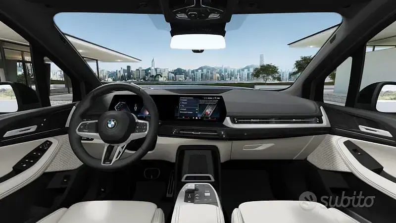 Nuova BMW 218 Active Tourer M Sport 136 CV (100 kW) 2026 Black sapphire metallizzato Monovolume