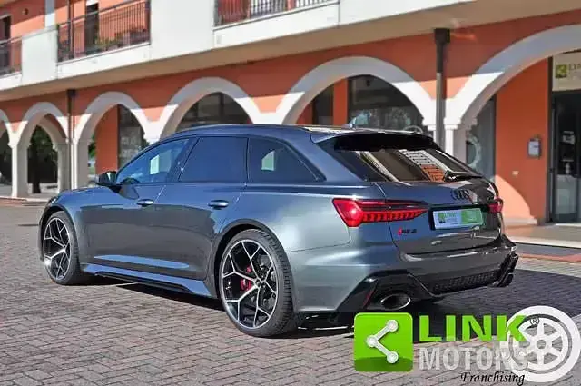 Usata Audi RS6 Performance 628 CV (461 kW) 2024 Grigio Station wagon
