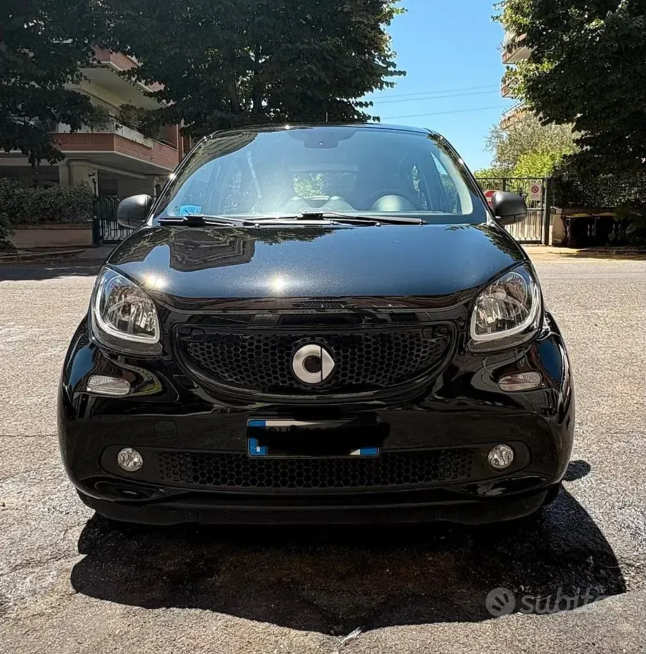 Usata Smart ForFour Passion 90 CV (66 kW) 2017 Nero Utilitaria