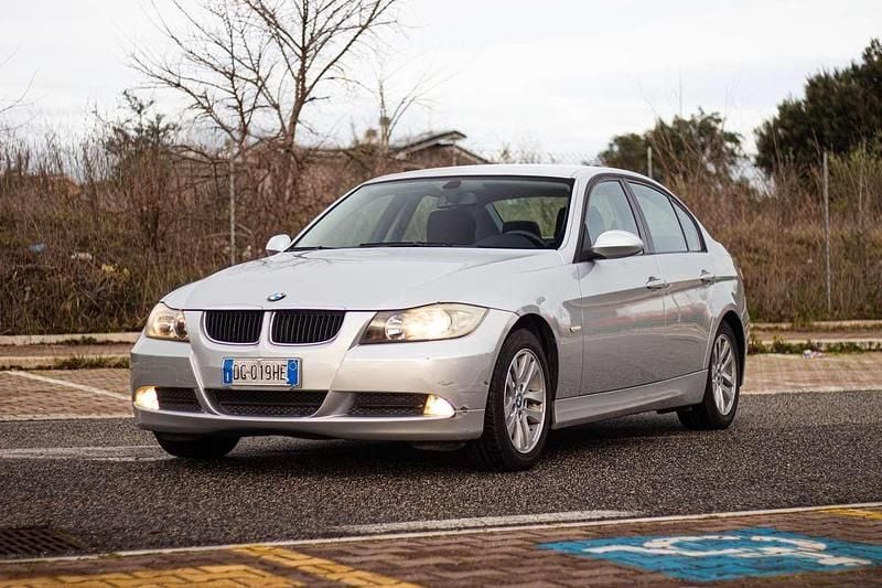Usata BMW 318 129 CV (94 kW) 2007 Berlina