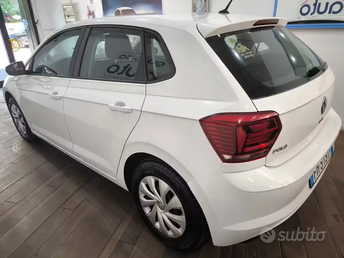 Usata VW Polo Trendline 65 CV (47 kW) 2017 Bianco Berlina