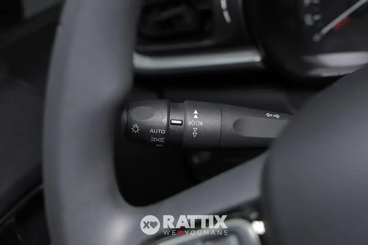 Usata Citroën C3 Feel 83 CV (61 kW) 2021 Grigio Utilitaria