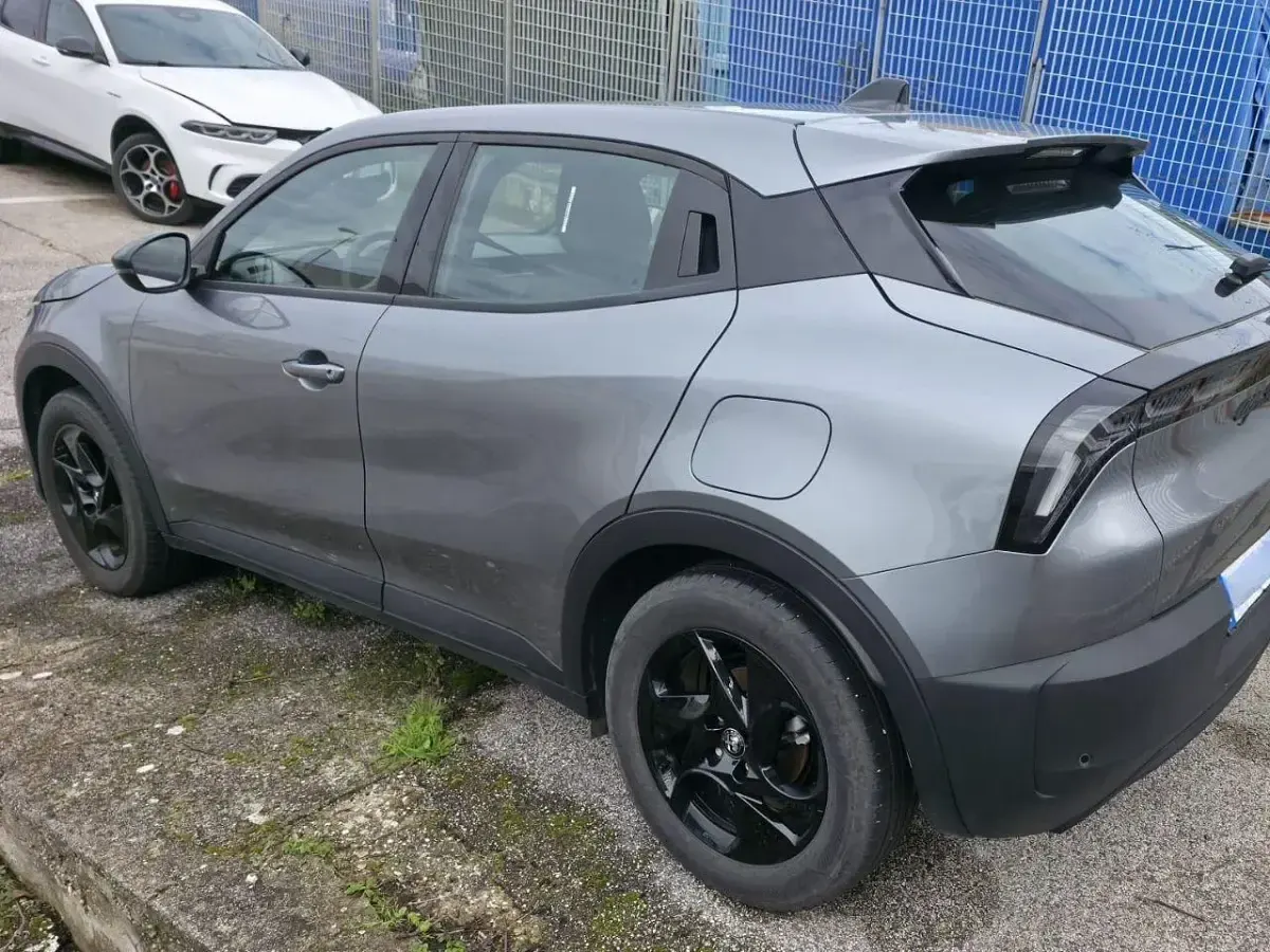 Usata Alfa Romeo GT Junior 136 CV (100 kW) 2025 Grigio SUV
