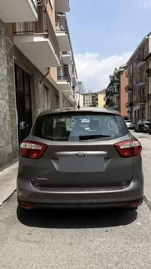 Usata Ford C-MAX 95 CV (69 kW) 2013 Marrone Monovolume