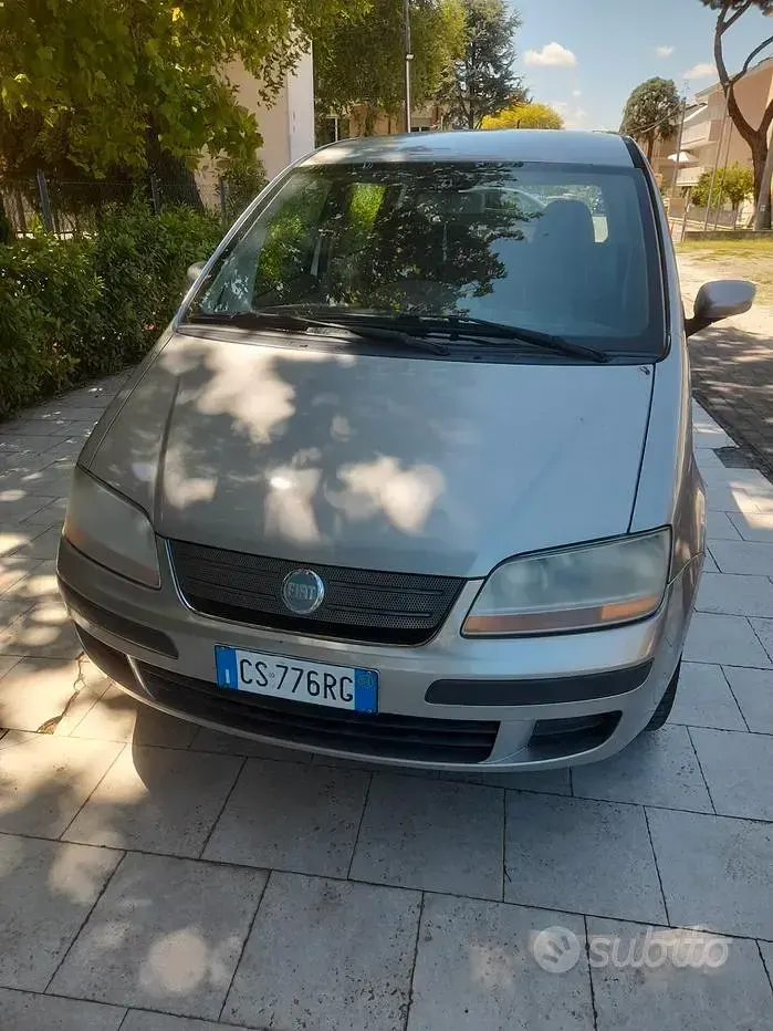 Usata Fiat Idea Dynamic 95 CV (69 kW) 2004 Monovolume
