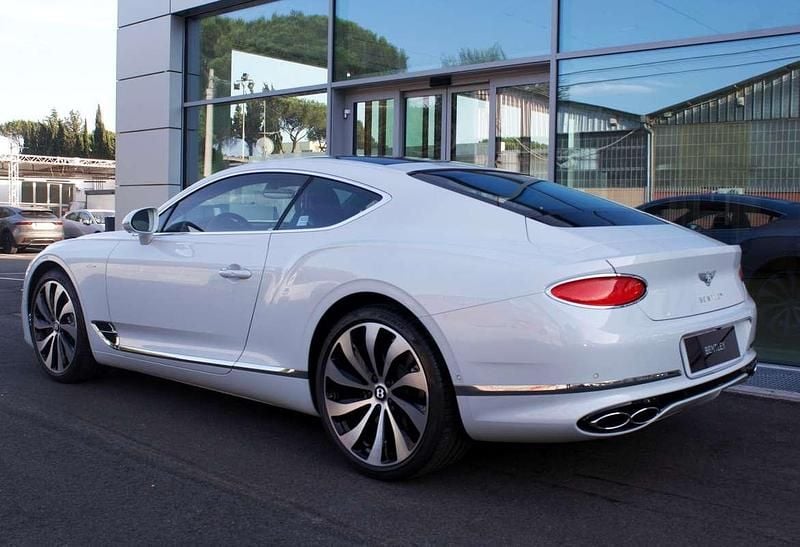 Bianco Nuova 2025 Bentley Continental GT Coupé | 240.000 € (Super prezzo) - Immagine 1/4