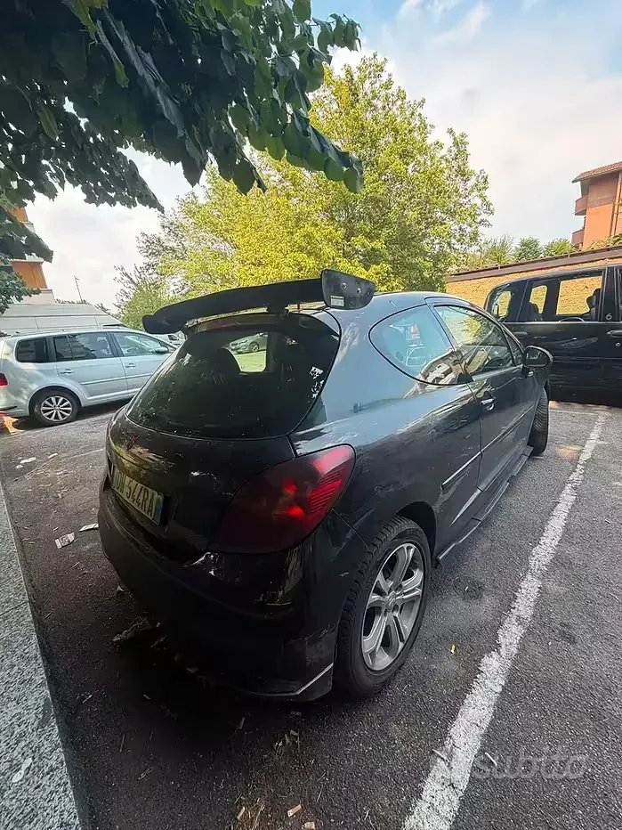Usata Peugeot 207 90 CV (66 kW) 2009 Nero Berlina