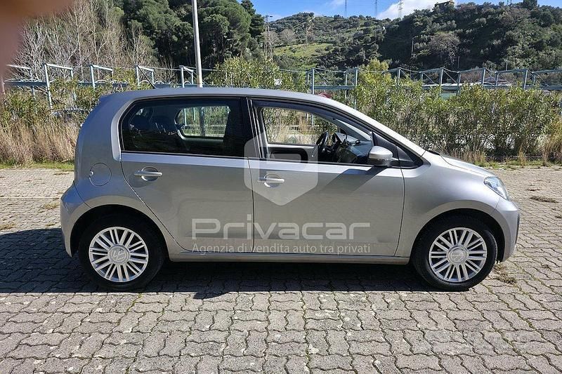 Usata VW up! Sport 65 CV (47 kW) 2021 Grigio Utilitaria