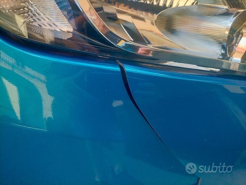 Usata Dacia Sandero Prestige 90 CV (66 kW) 2015 Blu/azzurro Utilitaria