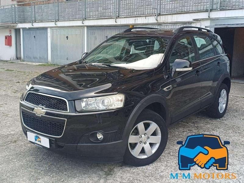 Nero Usata 2011 Chevrolet Captiva LT SUV | 4990 € (Buon prezzo) - Immagine 1/4