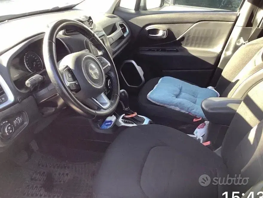 Usata Jeep Renegade Trailhawk 170 CV (125 kW) 2017 Grigio SUV