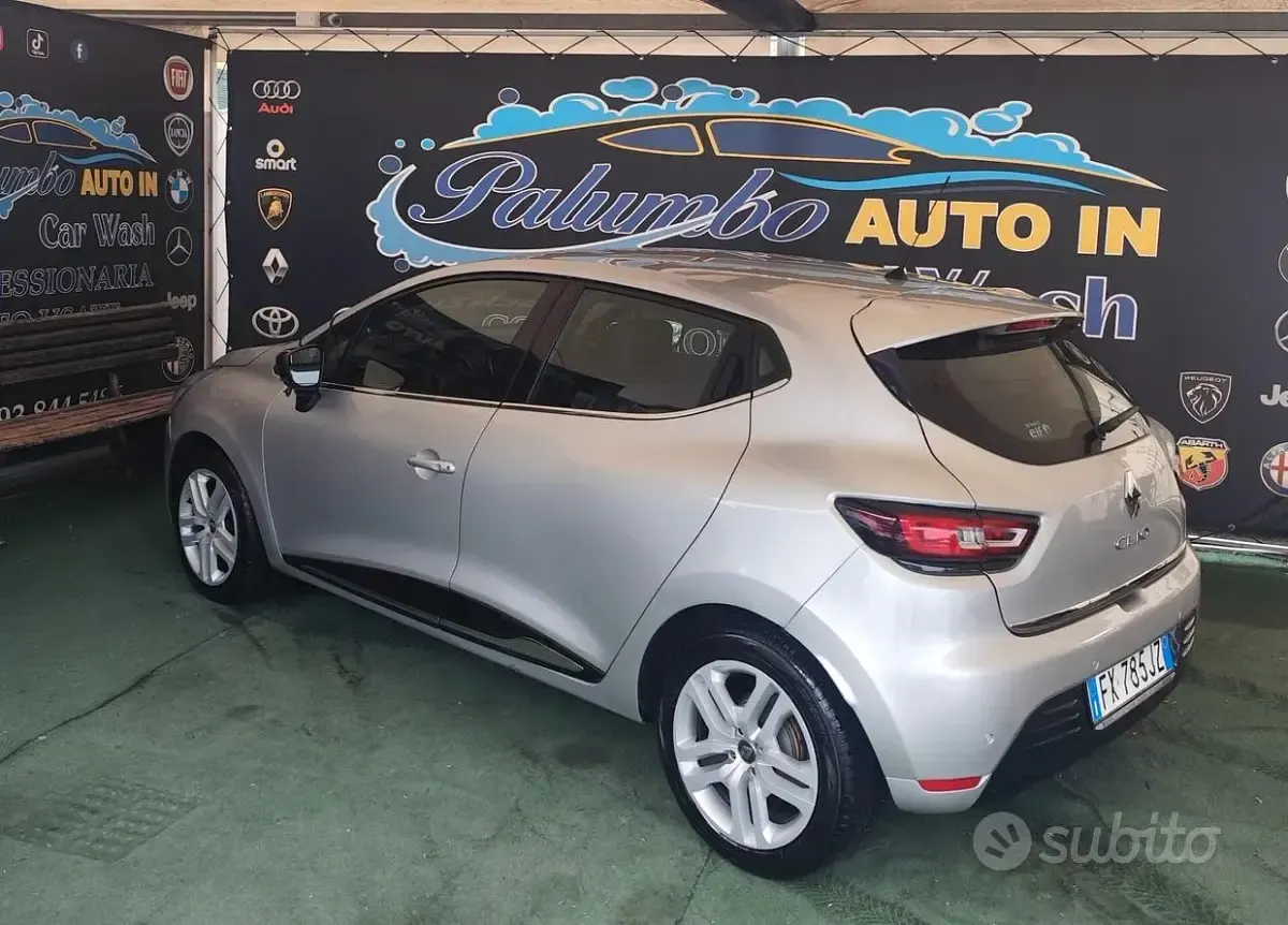 Usata Renault Clio IV Intens 90 CV (66 kW) 2019 Grigio Berlina