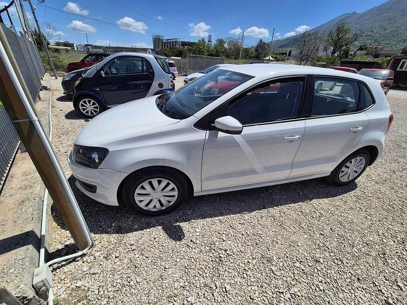 Usata VW Polo Comfortline 75 CV (55 kW) 2011 Bianco Utilitaria