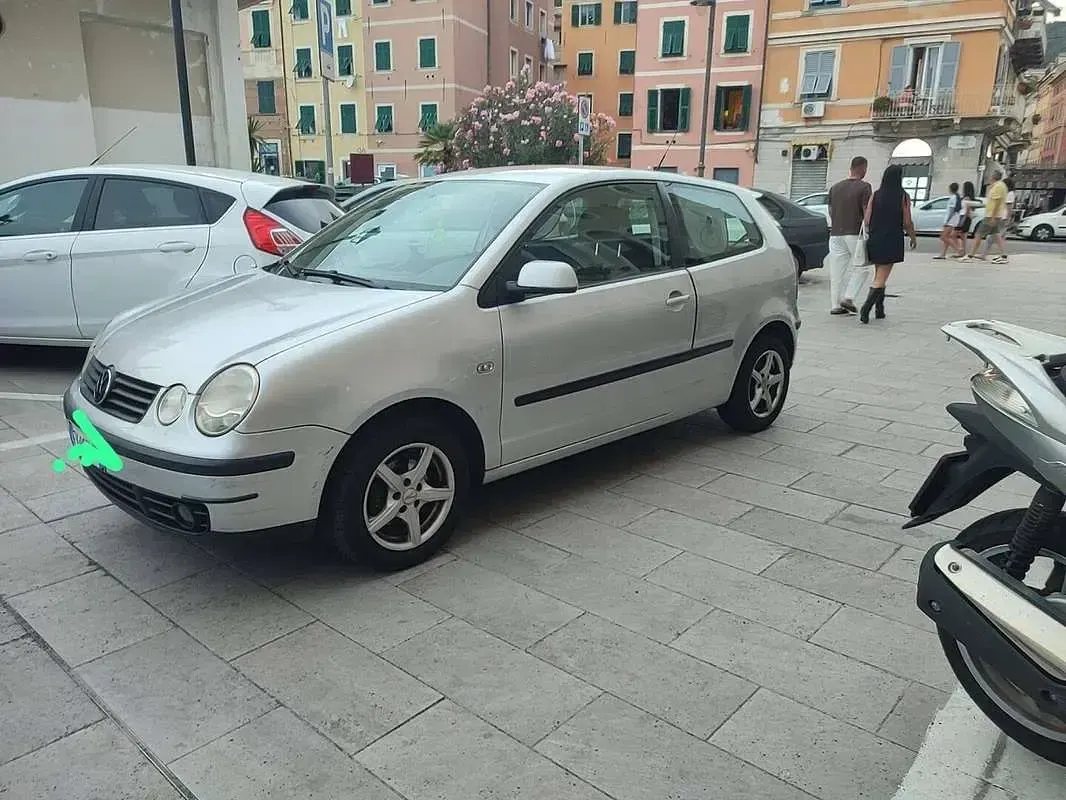 Usata VW Polo Comfortline 75 CV (55 kW) 2004 Utilitaria