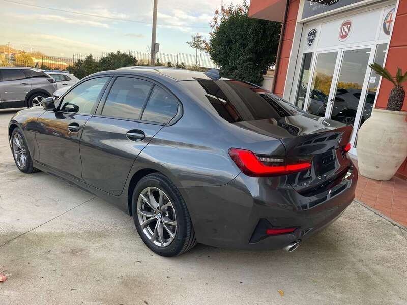 Usata BMW 318 Gran Turismo Sport Line 150 CV (110 kW) 2020 Grigio Berlina