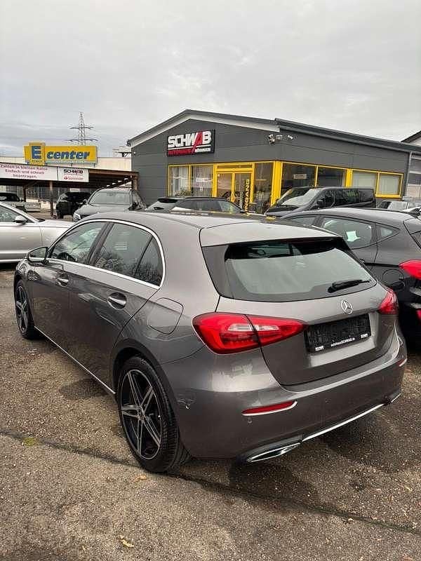 Usata Mercedes A200 Premium 163 CV (119 kW) 2018 Berlina