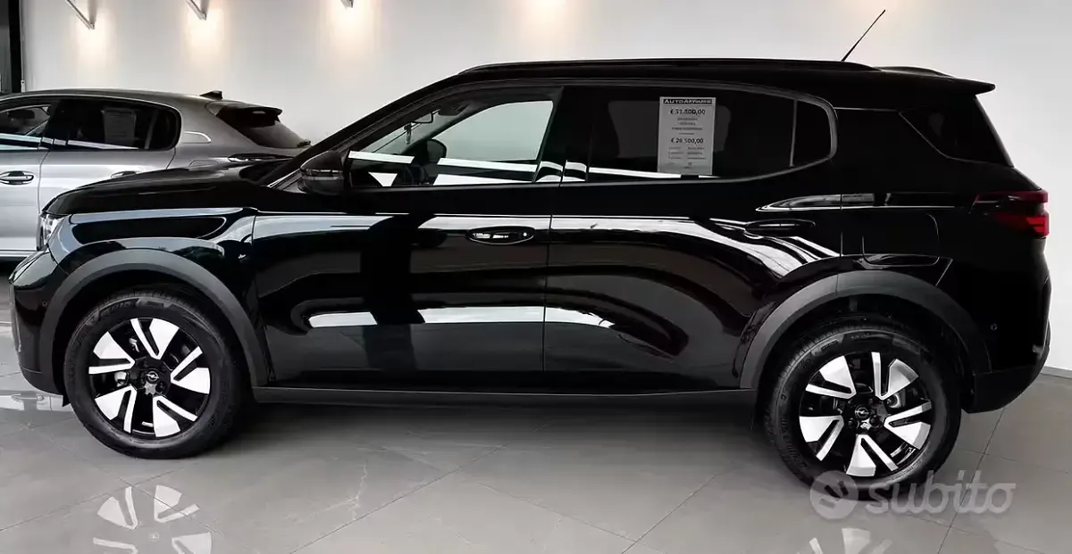 Nuova Opel Frontera 101 CV (74 kW) 2025 Nero SUV