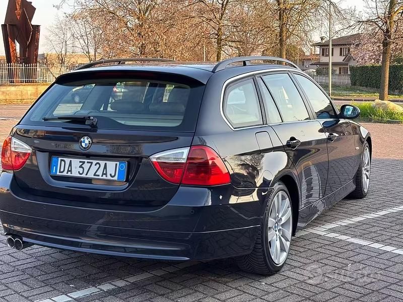 Usata BMW 330 M Sport 231 CV (169 kW) 2006 Blu Station wagon